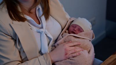 Evi is de eerste baby van Oldenzaal van 2023