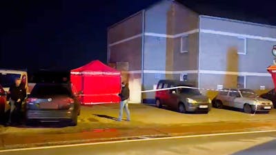 Man doodt zijn ex-vrouw, baby en kleuter in Pelt (België)