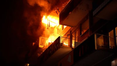 Zeer grote brand in appartementencomplex in Eindhoven