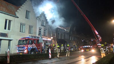 Drie panden in Sas van Gent beschadigd door grote brand
