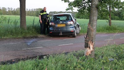 Drie mensen gewond na eenzijdig ongeluk in Heesch