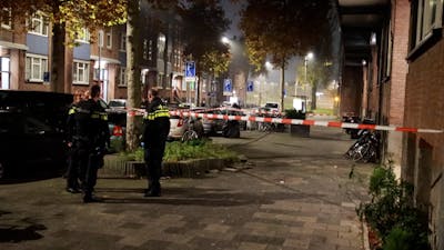 Portiek beschadigd door ontploffing in Rotterdam-West