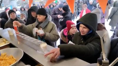 Oekraïens dorp loopt uit voor friet van Genemuidense Bennie