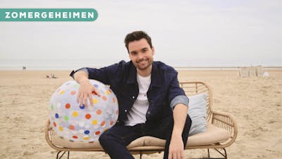 Radio-DJ Domien Verschuuren (34) deelt zijn ultieme zomerhit