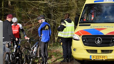 Mountainbiker zwaargewond tijdens Winterbostocht Doorwerth
