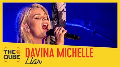 Davina Michelle - 'Liar' (live in the Qube)