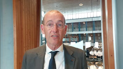 Burgemeester Schelberg over criminele jeugdgroep in Hengelo