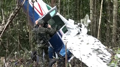 Zoekactie kinderen na vliegtuigcrash in Colombia gaat door