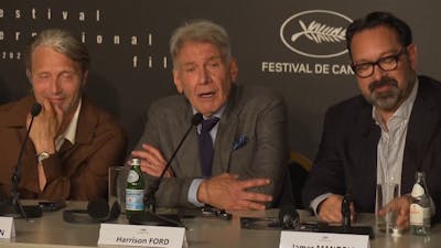 Harrison Ford sprakeloos na compliment journalist in Cannes