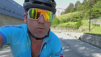 Manuel Venderbos 'he-le-maal kapot' na deelname Alpe d'HuZes