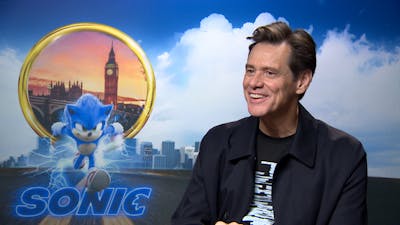 Gamelegende Sonic op het witte doek met acteur Jim Carrey