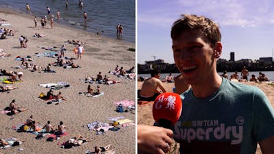 Drukte op zonnige Waalstrandjes: 'Heel Nijmegen zit hier'
