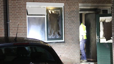 Onderzoek na brand en mogelijk explosief bij woning Lelystad