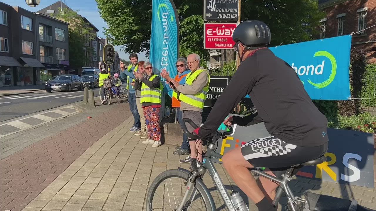 Fietsersbond Voorkempen Geeft Fietsers Applaus In Schilde