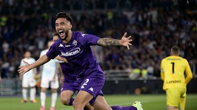 Fiorentina komt verrassend op voorsprong in bekerfinale