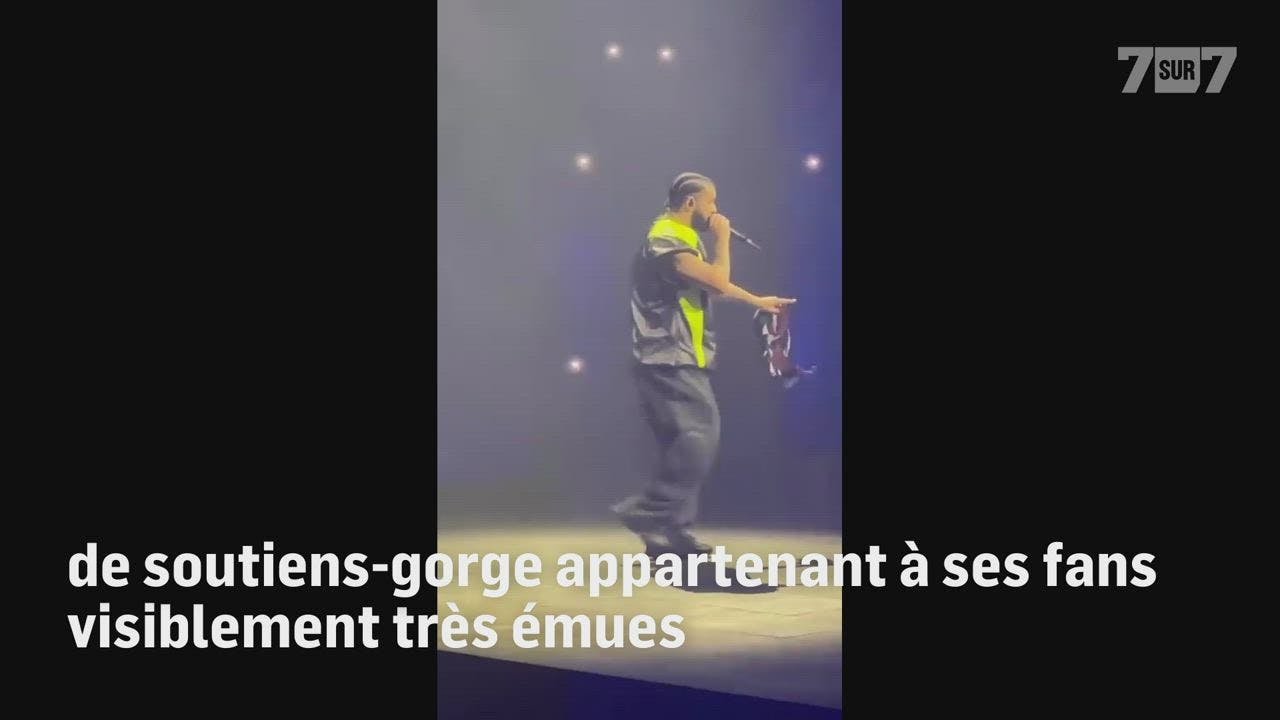 Des fans bombardent Drake de soutiens-gorge