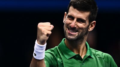 Djokovic wint van Medvedev op World Tour Final
