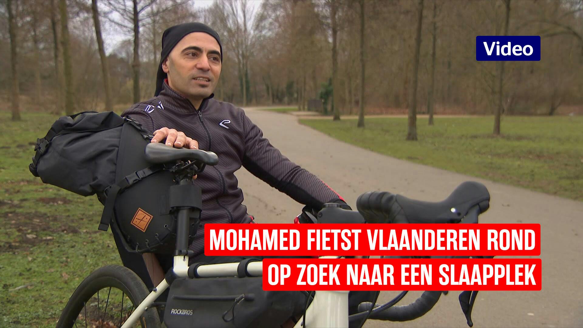 Mohamed Fietst Vlaanderen Rond Op Zoek Naar Een Slaapplek