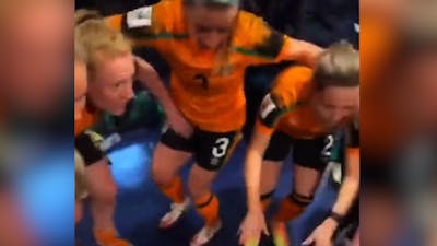 Ierse voetbalsters zingen IRA-lied na WK-kwalificatie