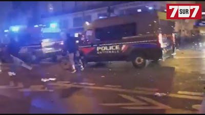 Carambolage de fourgons de police à Paris