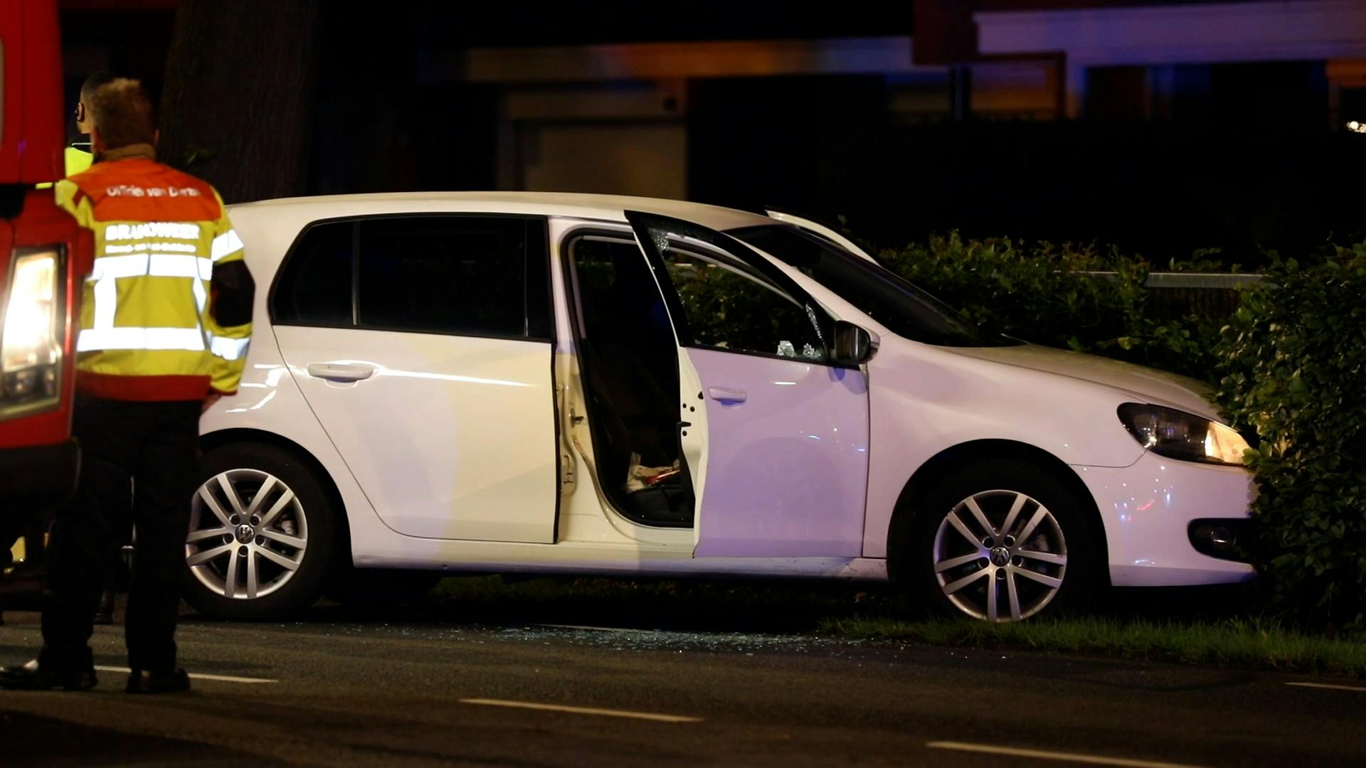 Automobilist Wordt Onwel En Raakt Van De Weg In Apeldoorn