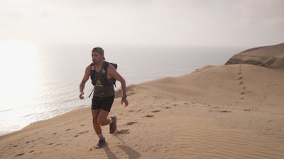 Hardloper rent 86 dagen op rij ultramarathon door Peru