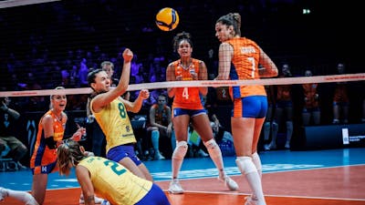 Nederlandse volleybalsters onderuit tegen Brazilië