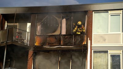 Bewoners opgeschrikt door flatbrand in 's-Heerenberg