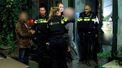 Twee personen neergestoken Den Haag, één aanhouding verricht