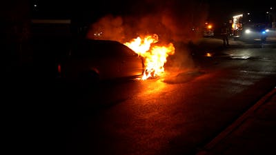 Mogelijk brandstichting bij autobrand in Velp