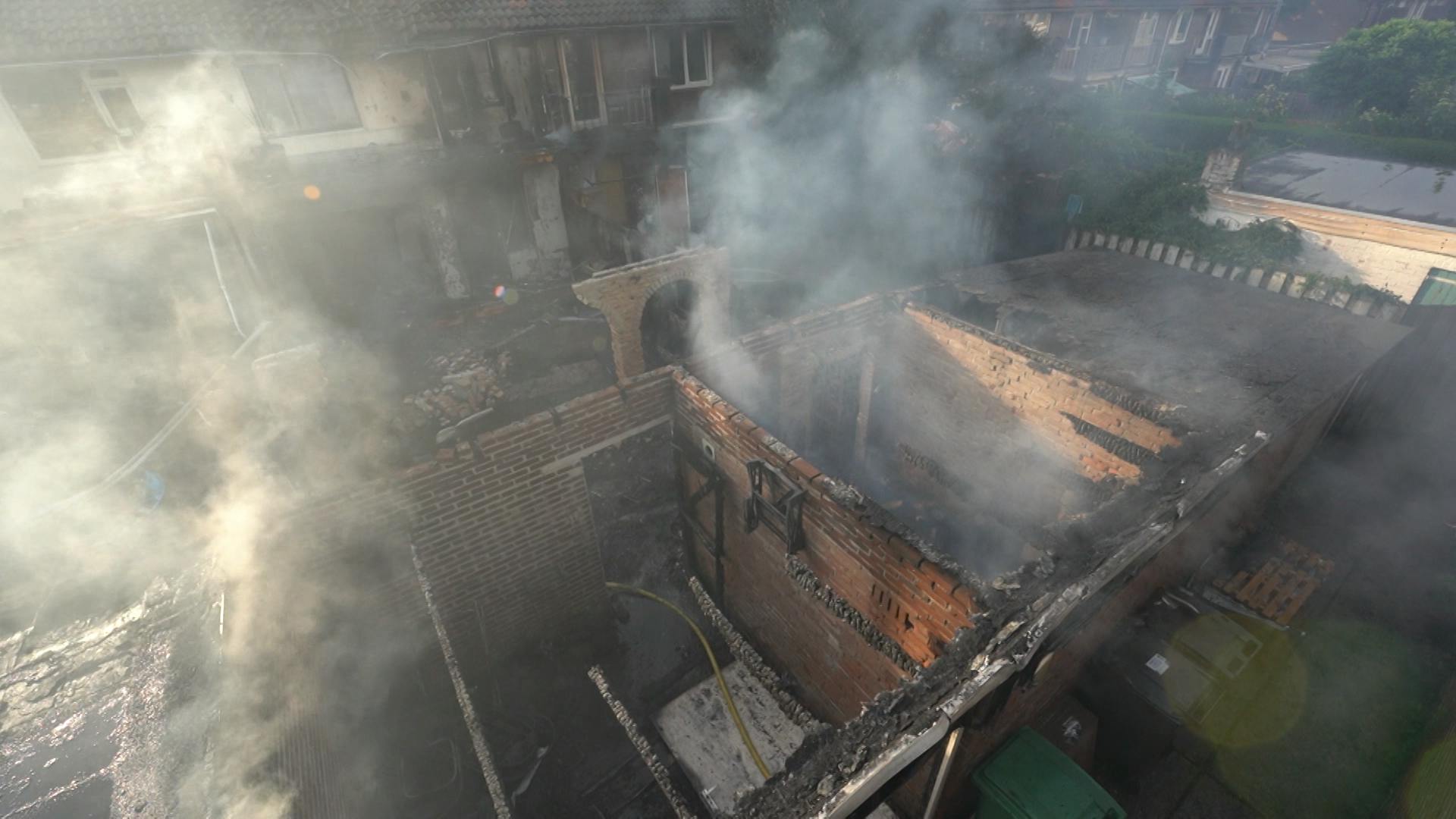 Drie Huizen Flink Beschadigd Bij Grote Brand In Eindhoven