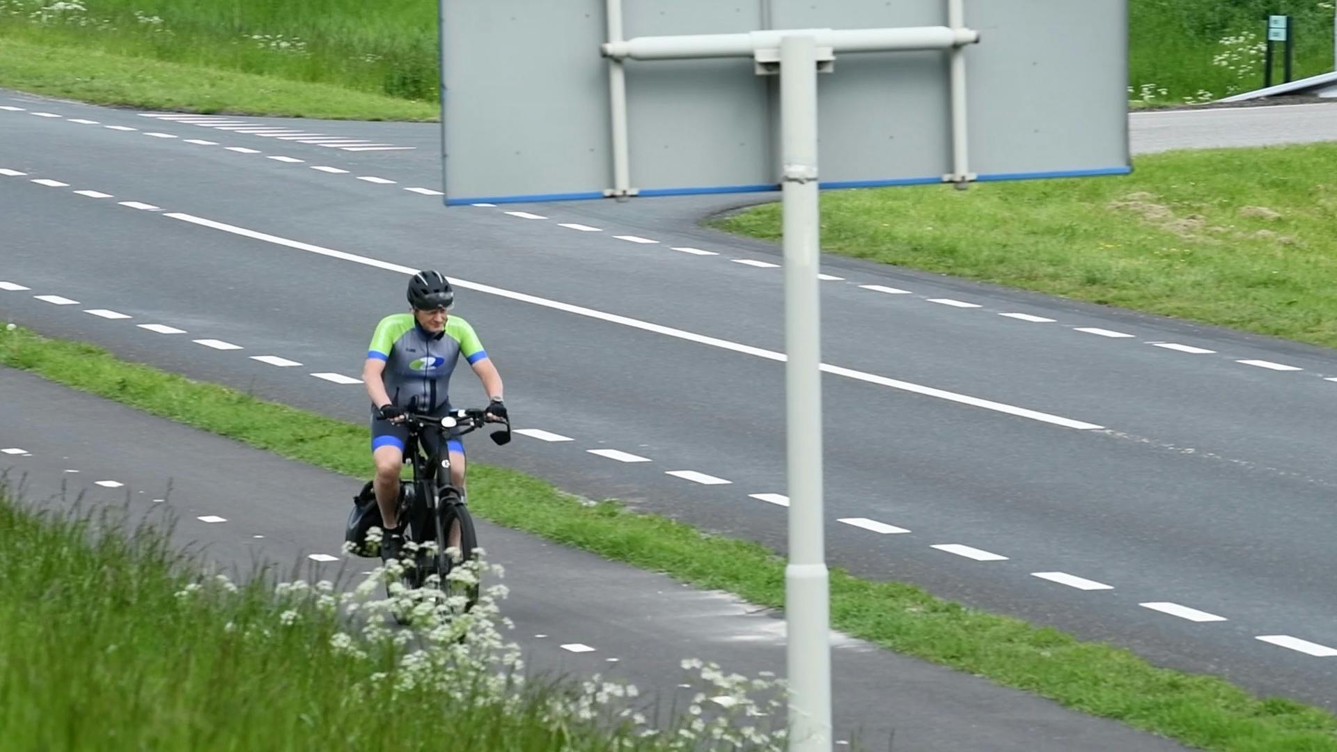 Anton Fietst Graag Tientallen Kilometers Naar Zijn Werk