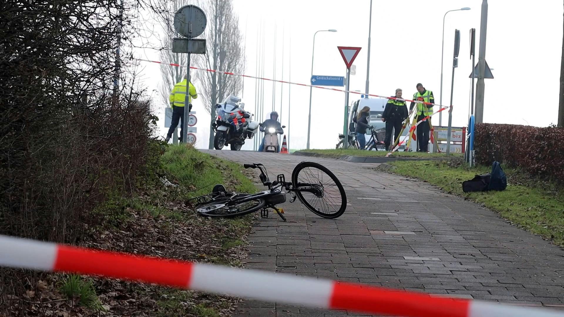 Fietser (72) Overleden Bij Ongeluk Oud-Beijerland