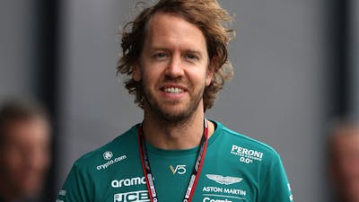 Vettel kondigt afscheid aan: 'Ik heb er intens van genoten'