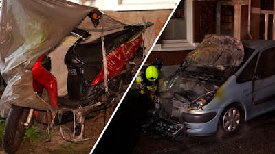 Autobrand in Nijmegen, scooter smelt deels weg door hitte