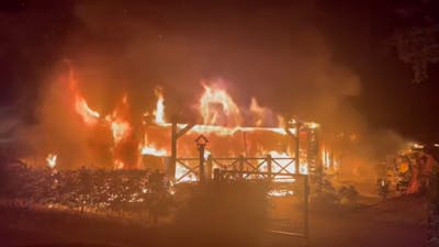 Stacaravan in Vierhouten verwoest door vlammenzee