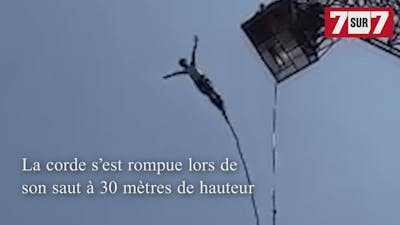 La corde d'un touriste lâche lors d'un saut à l'élastique