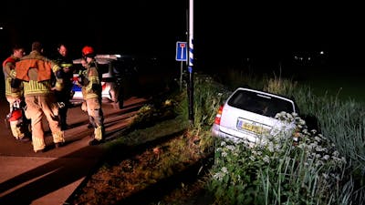 Auto zonder bestuurder aangetroffen in een sloot in Goirle