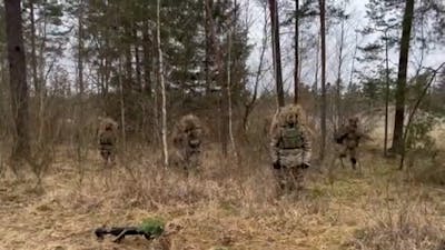 Oekraïense militairen onthullen hun camouflagetechnieken
