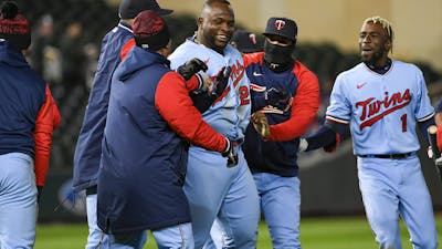 Bizar einde: Twins wint honkbalwedstrijd na series blunders