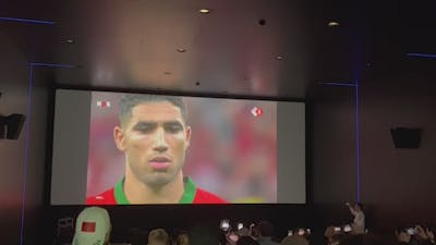 Marokkaanse jeugd in Helmond viert de overwinning op Spanje