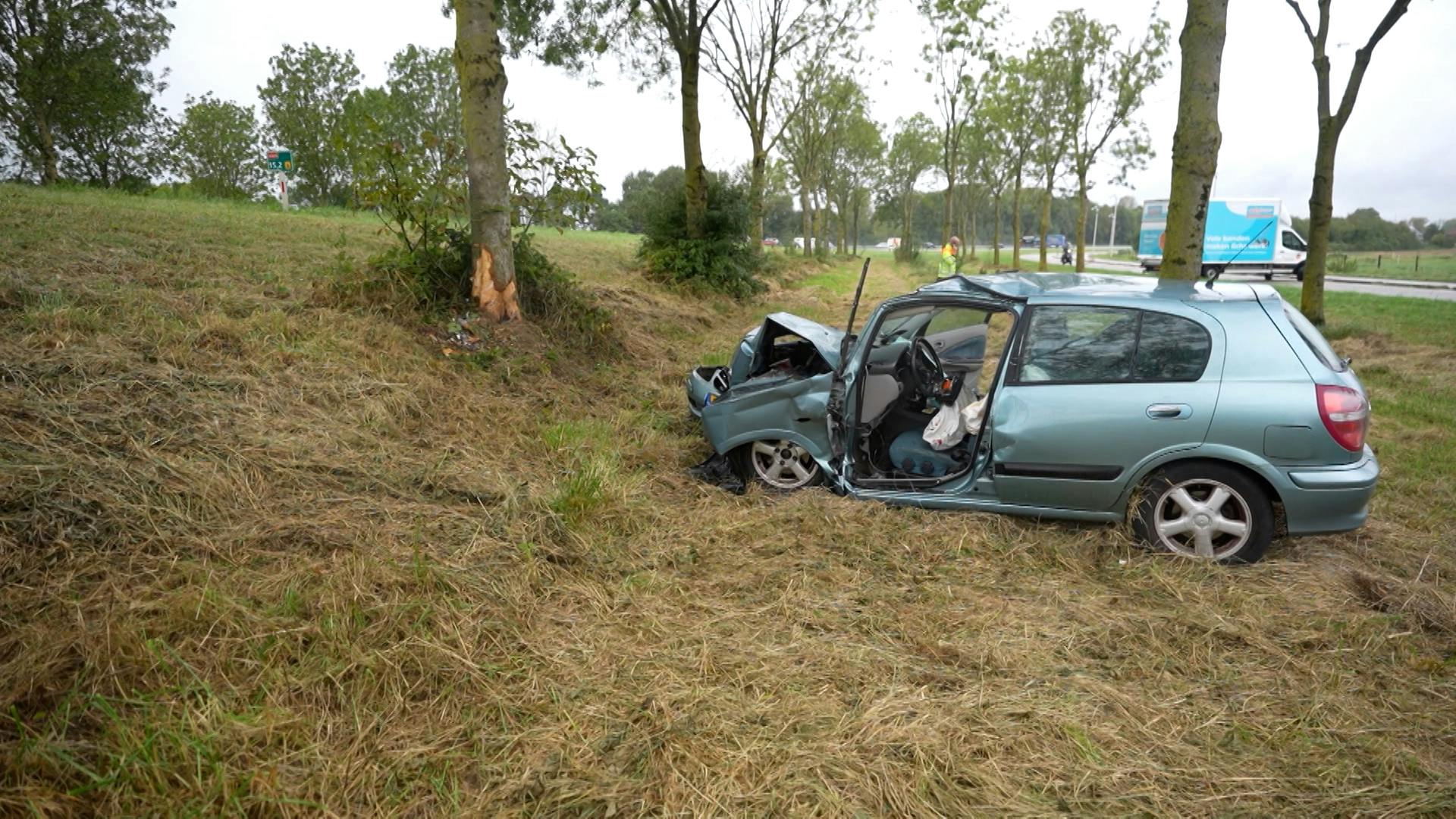 Automobilist Zwaargewond Door Ongeval Bij Oprit A325 In Elst