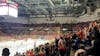 Staande ovatie voor ijshockeyspeler na dodelijk incident