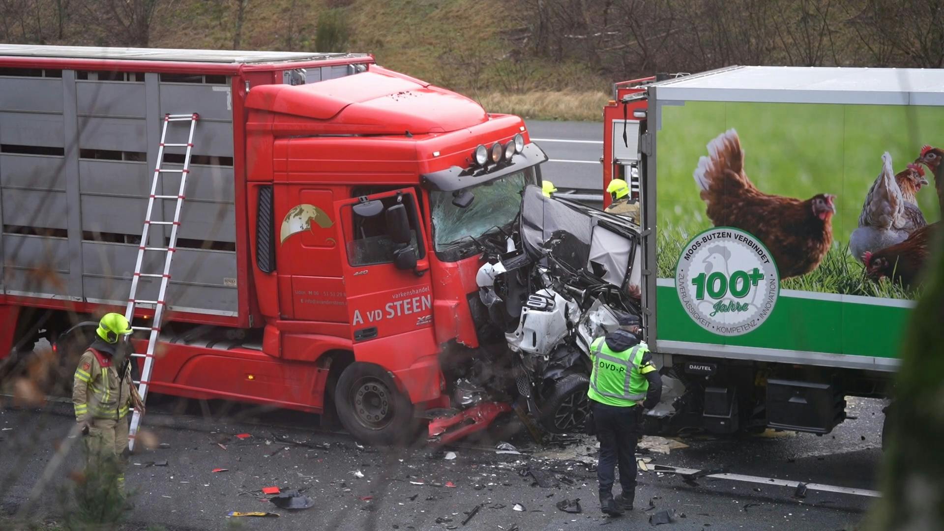 Dode En Meerdere Gewonden Door Ernstig Ongeluk Op De A50