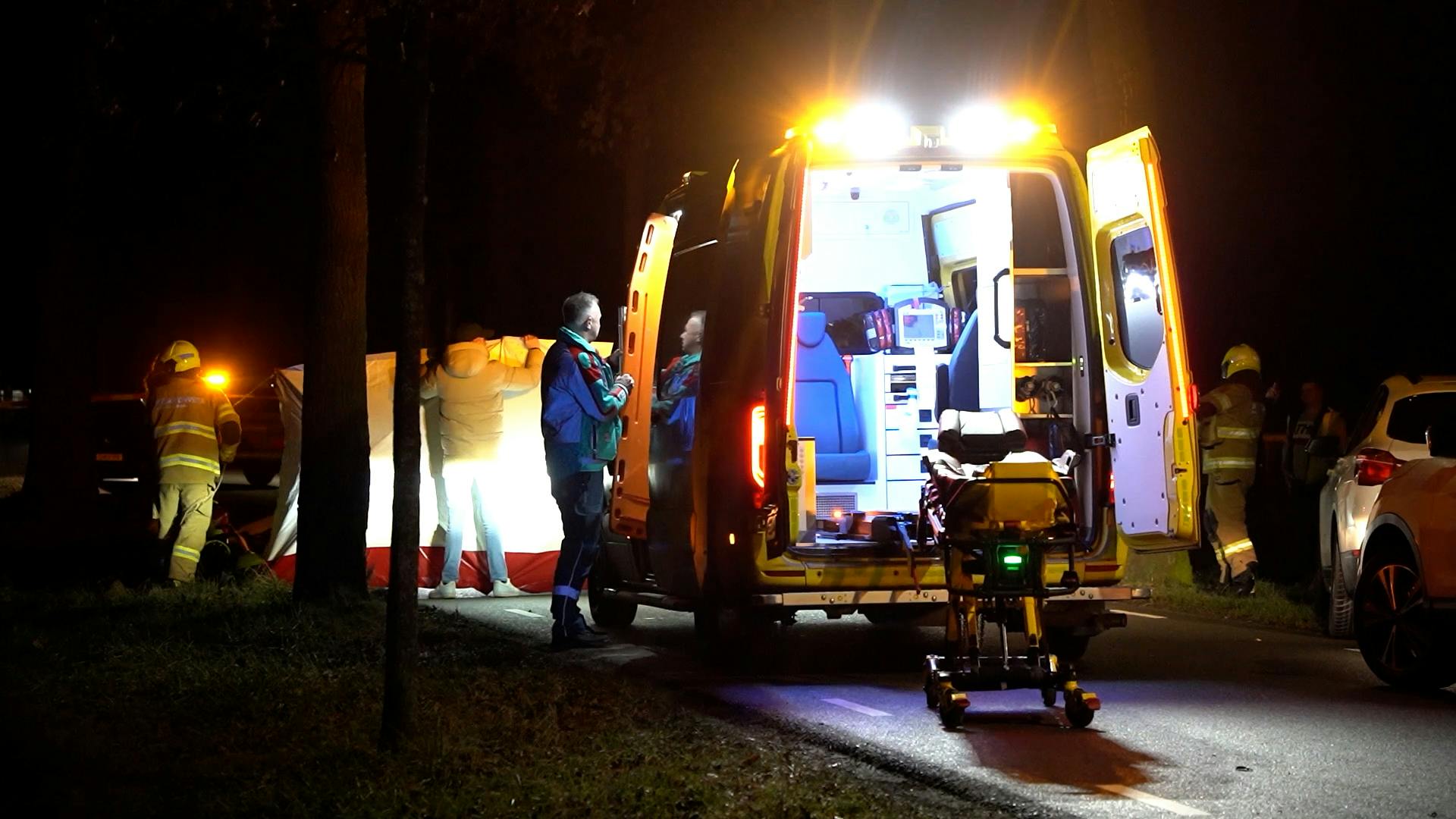 Automobilist Komt Om Het Leven Bij Eenzijdig Ongeval Bij Loo